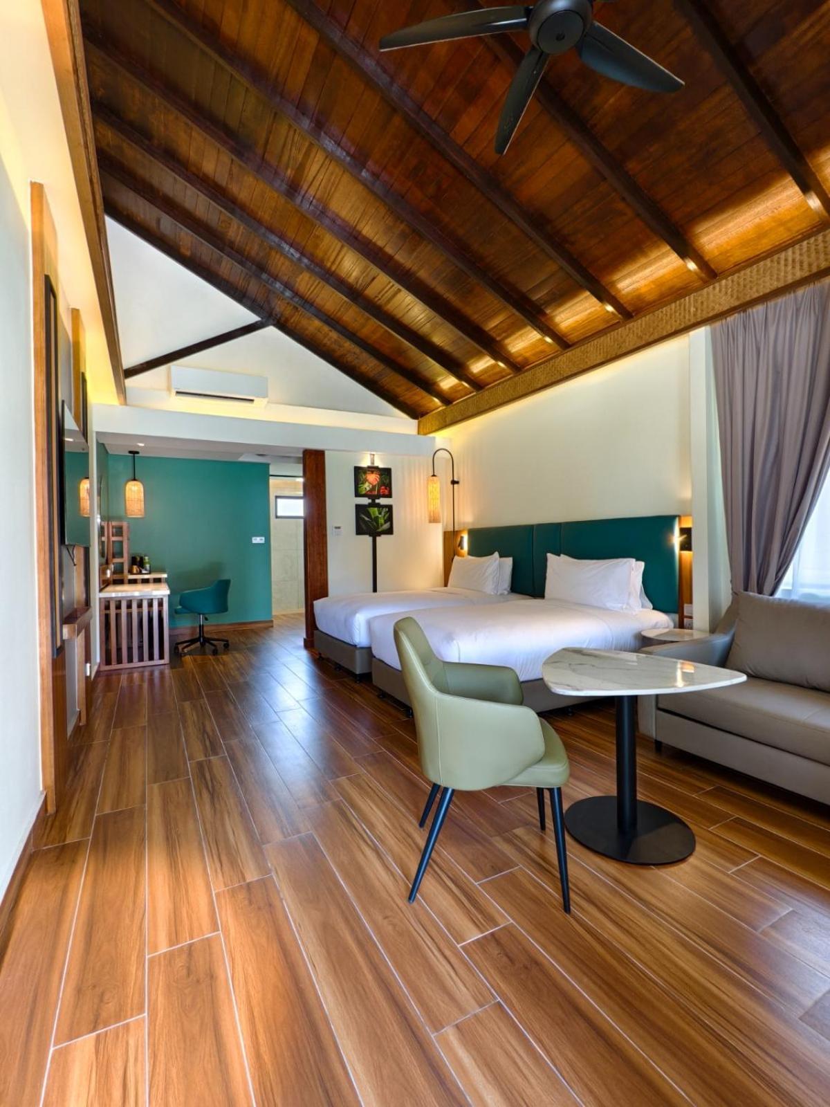 Borneo Beach & Mangrove Resort Tuaran Dış mekan fotoğraf